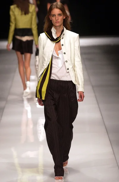 Look 17